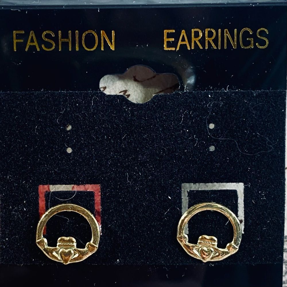 Claddagh Stud Earrings Gold Plated Embossed Design Irish Heritage Jewelry
